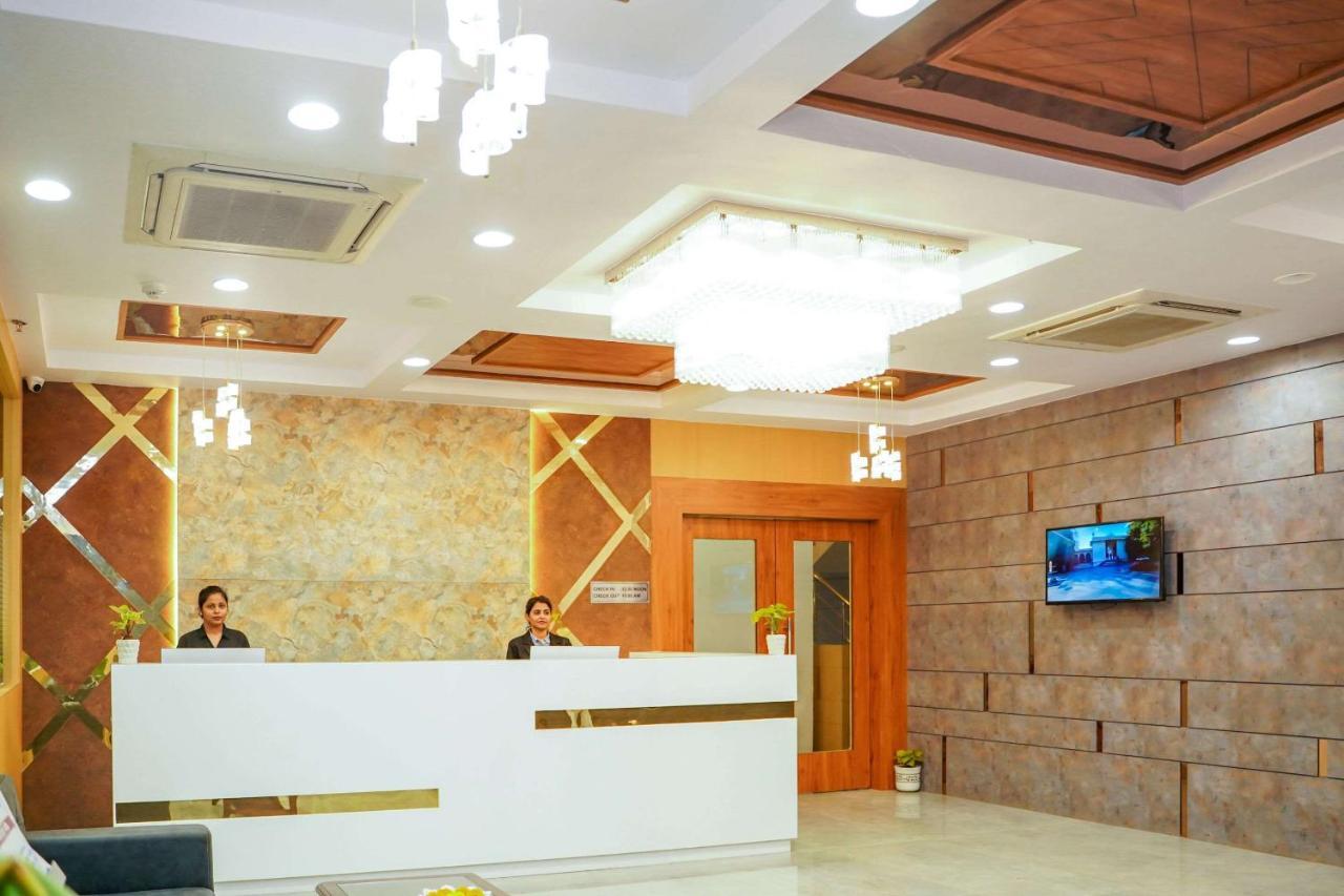 Comfort Inn Udaipur Exterior photo